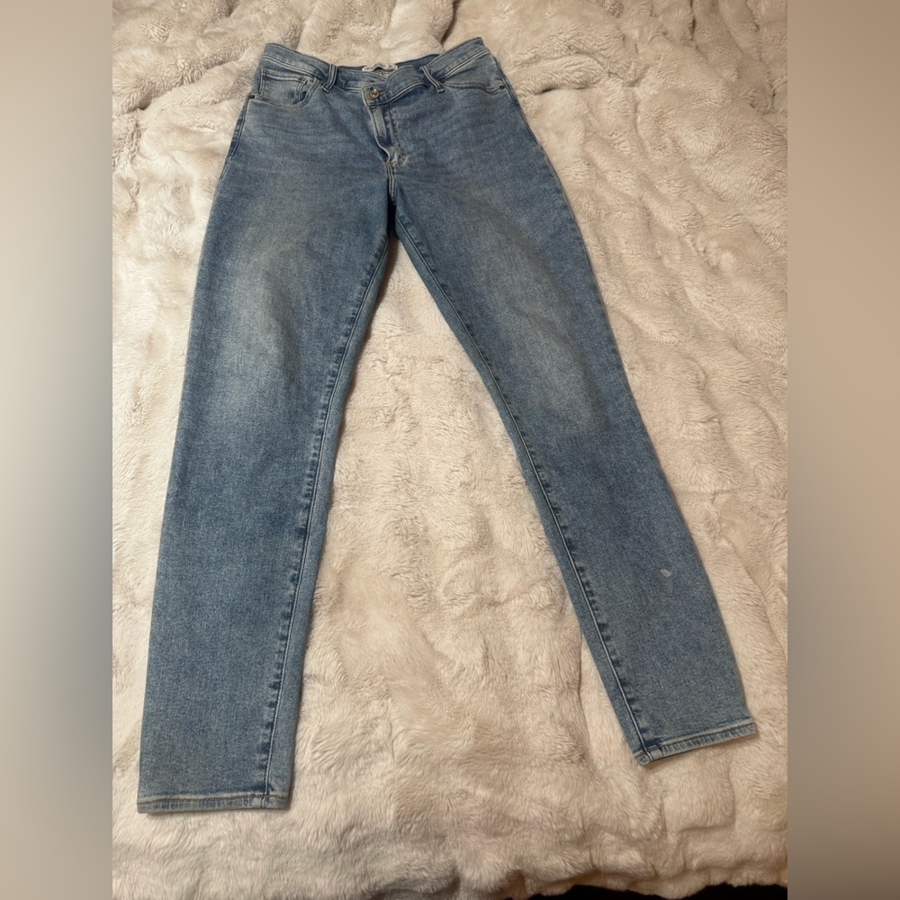 Abercrombie & Fitch Light Blue Skinny Jeans